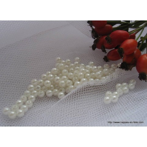 Perles diamètre 6mm ivoire
