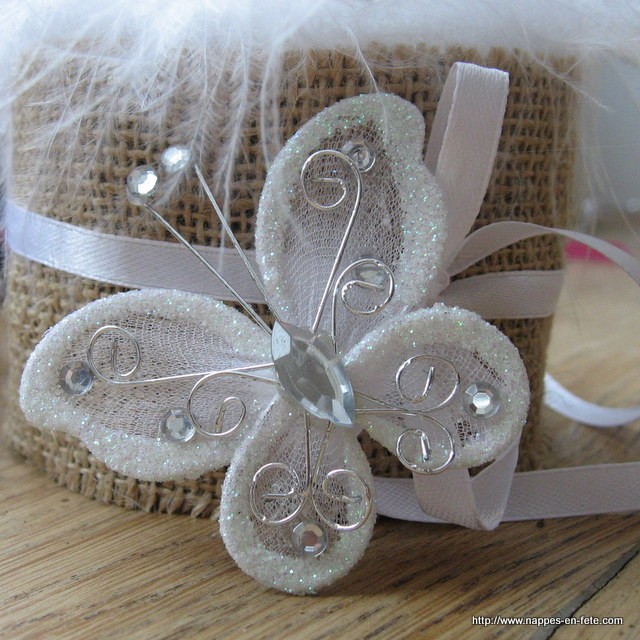 Éventail Pailleté Papillons Et Fleurs - Blanc, Résine Et Argent - Neuf Avec étiquettes - Décoration Ou Accessoire